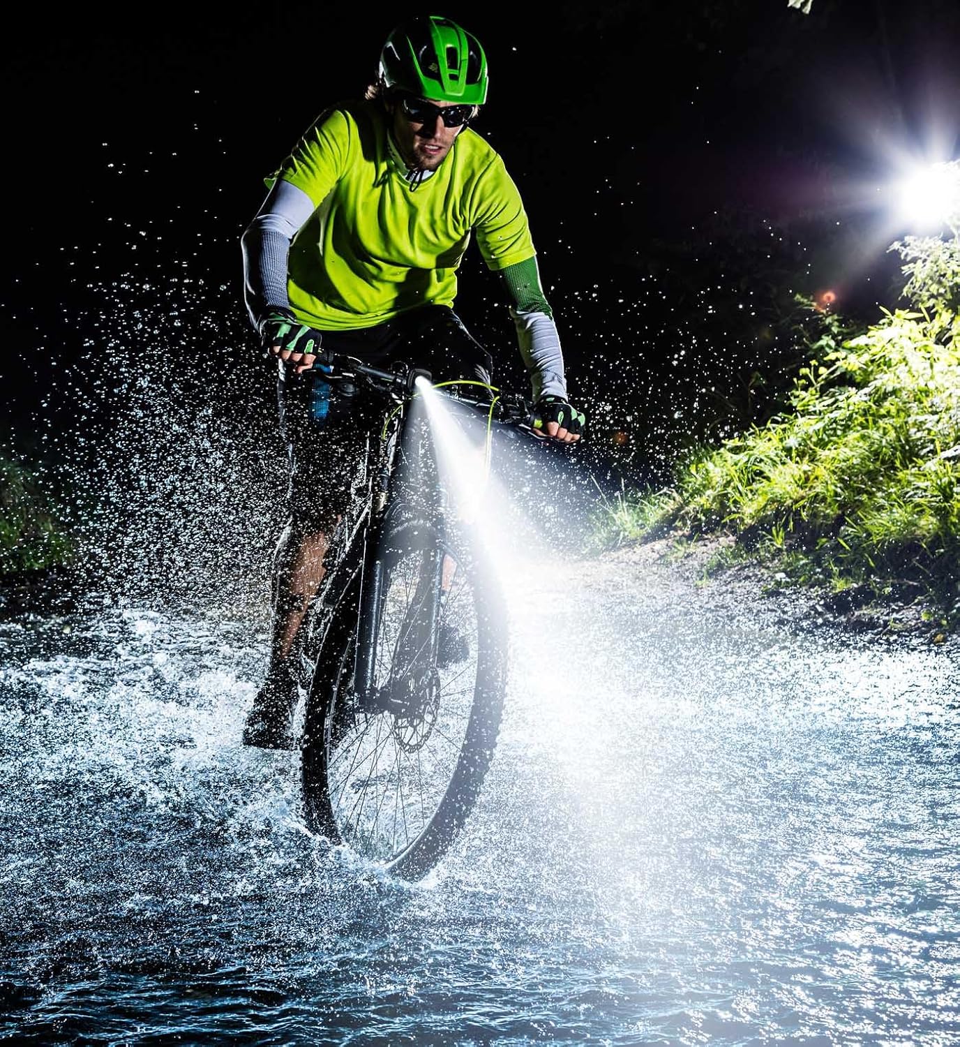 OnMeto Fahrradlicht Set,IPX5 Wasserdicht Frontfahrrad Lampe Rücklicht Fahrrad licht,USB Typ-C Wiederaufladbares Fahrradleuchten-Set fahrradlampe